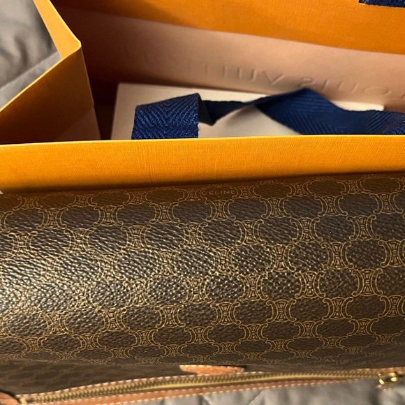 CELINE  Clutch Bag Macadam Brown PVC Leather Authentic - Picture 10 of 11